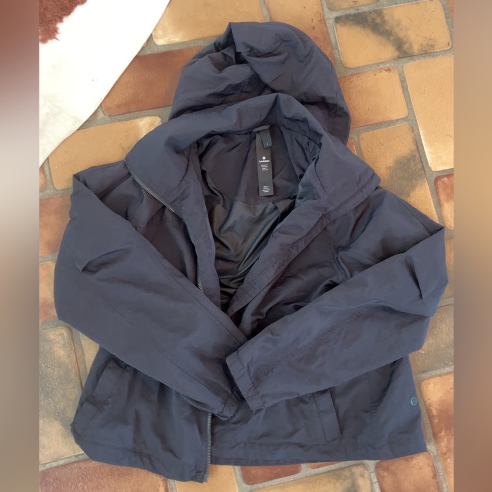 Lululemon Raincoat